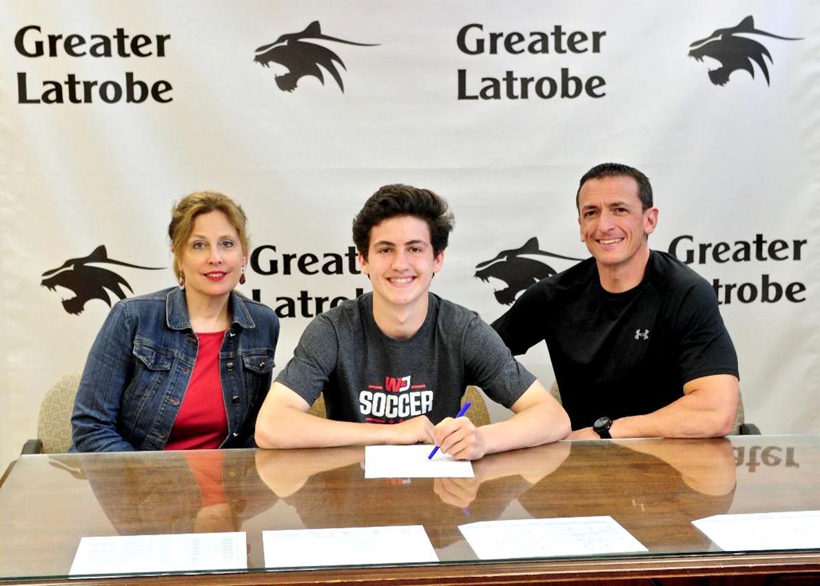 GL’s Agostoni signs with W&J